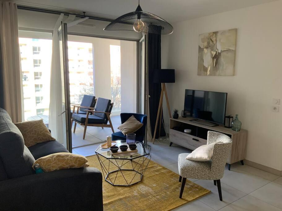 Logement Cosy Climatise Avec Parking Aix-en-Provence Buitenkant foto